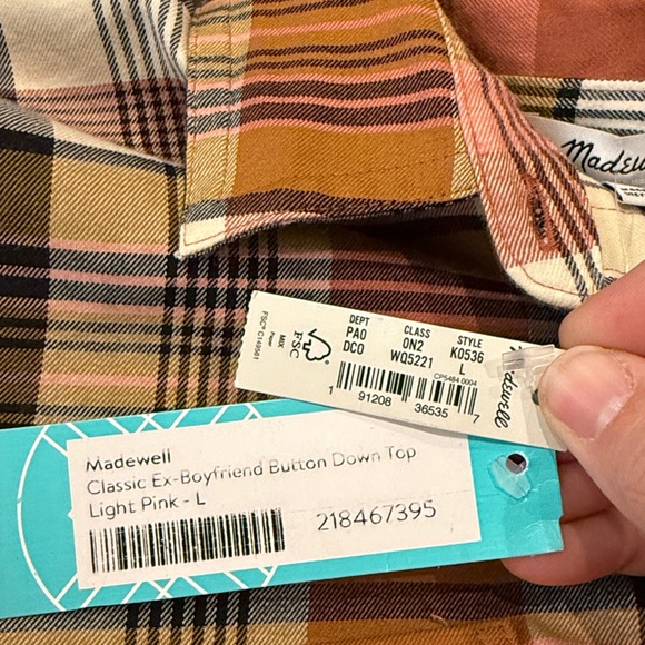 NWT Classic Plaid Button-Up Shirt - Picture 4 of 4